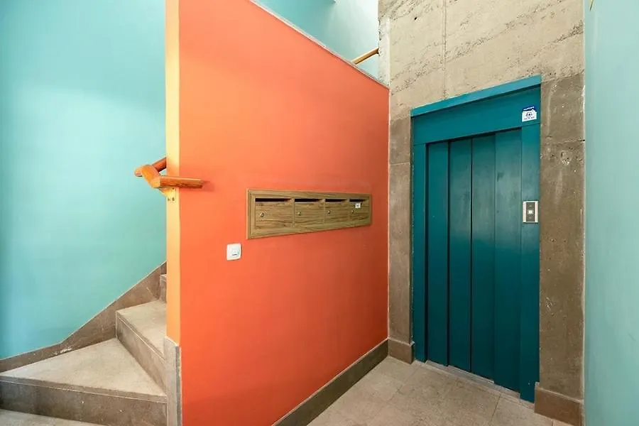 Chezmoihomes Patio De Sombra Urban Suites-1