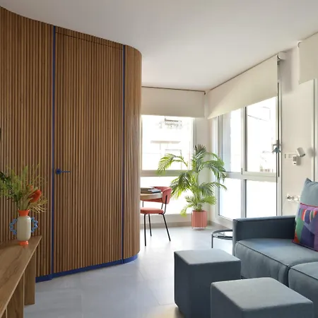 Chezmoihomes Patio De Sombra Urban Suites-2